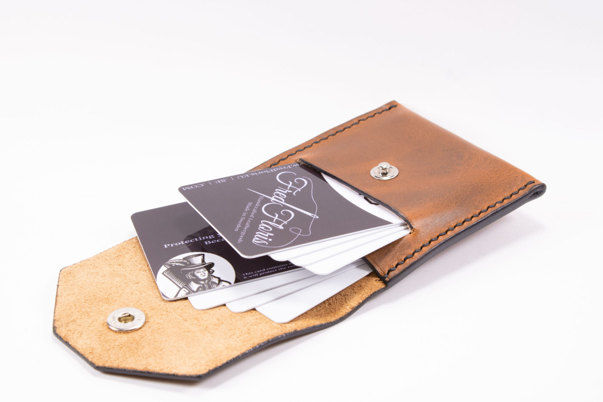 Product image of FredFloris slim leather credit card wallet