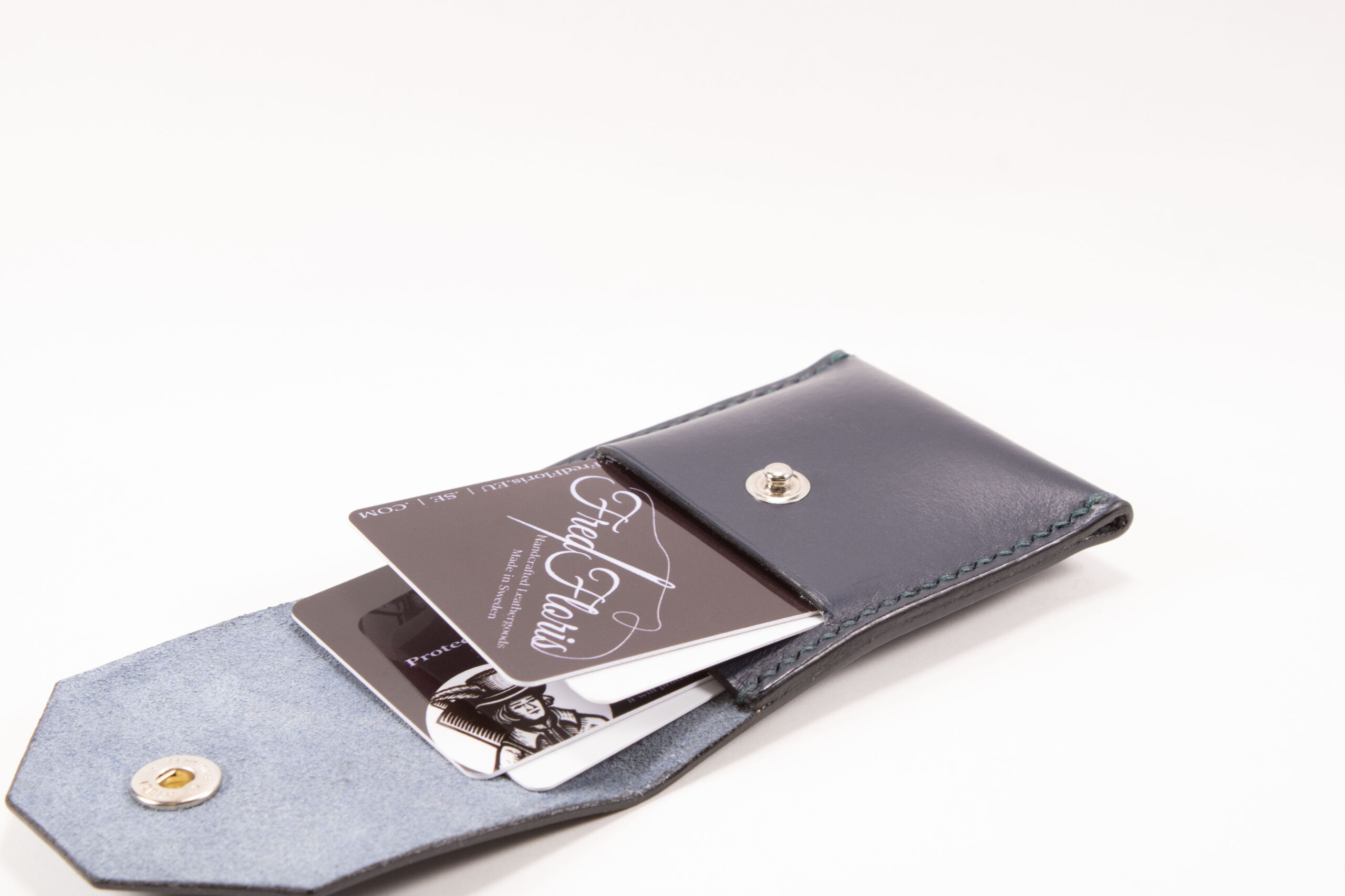 Product image of FredFloris slim leather credit card wallet