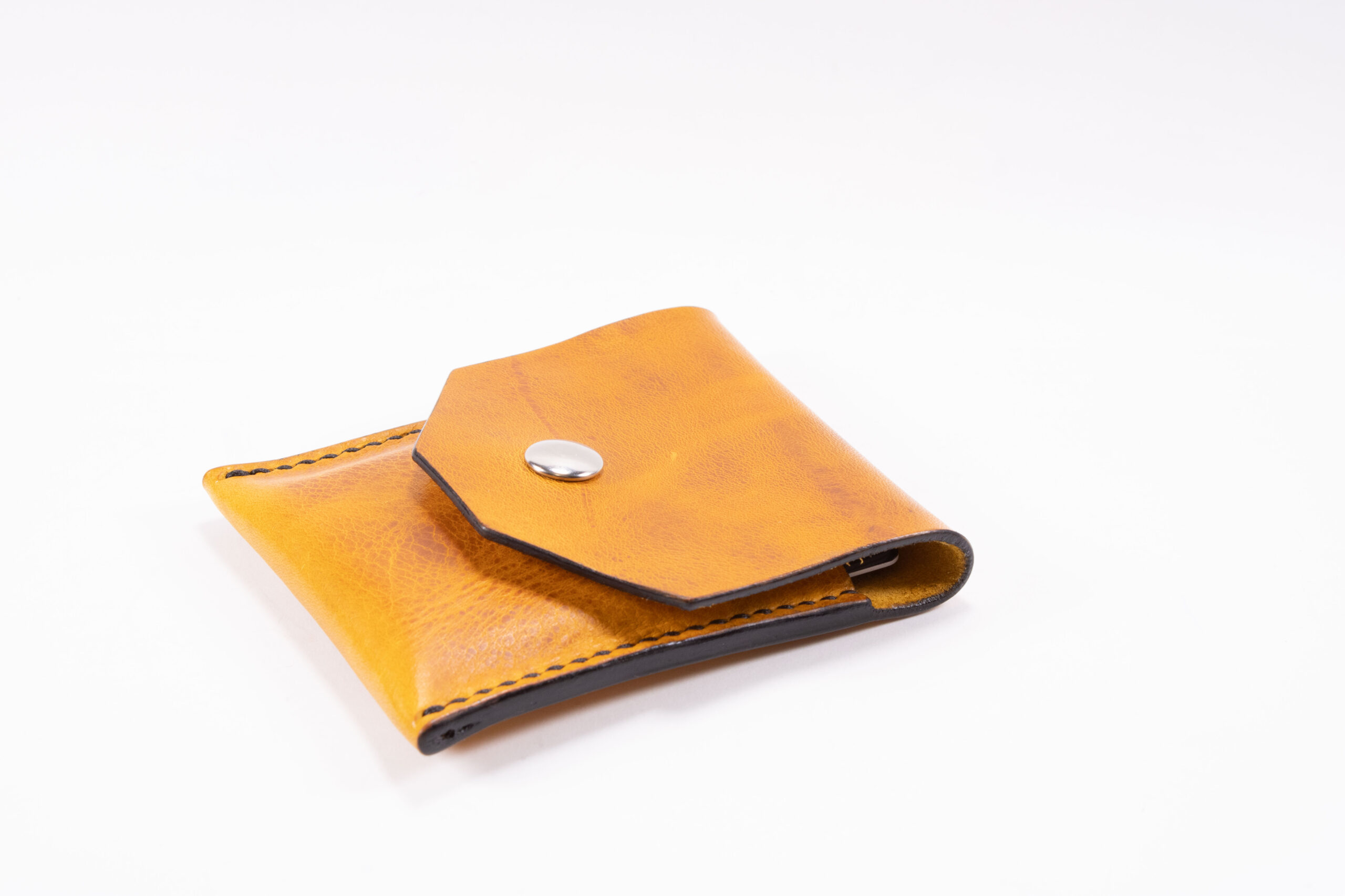 Product image of FredFloris slim leather wallet