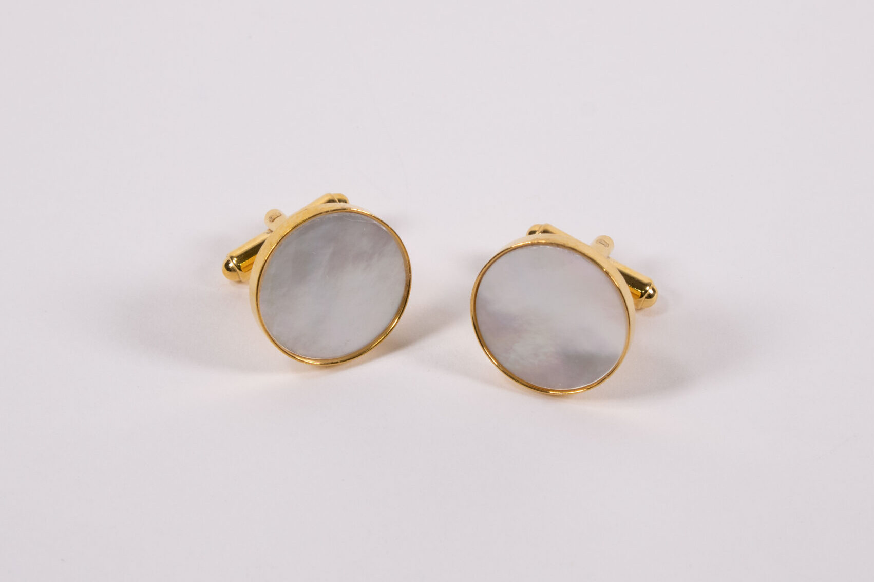 Produktbild zu FredFloris Hemdmanschettenknöpfe aus Perlmutt