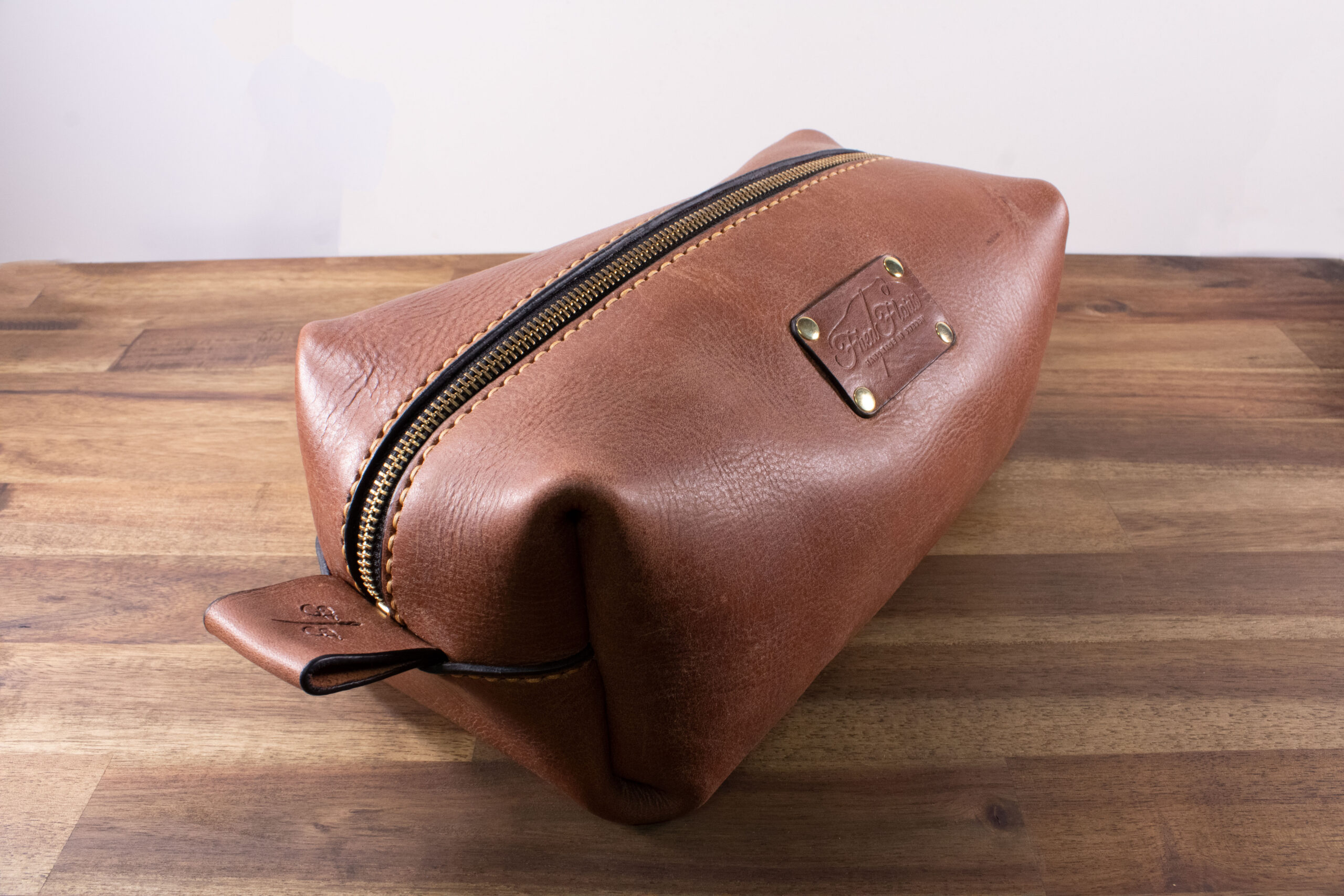 Product image of FredFloris full-grain leather travel dopp kit Toiletry bag