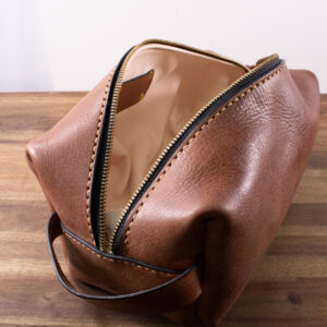 Product image of FredFloris full-grain leather travel dopp kit Toiletry bag