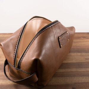 Product image of FredFloris full-grain leather travel dopp kit Toiletry bag
