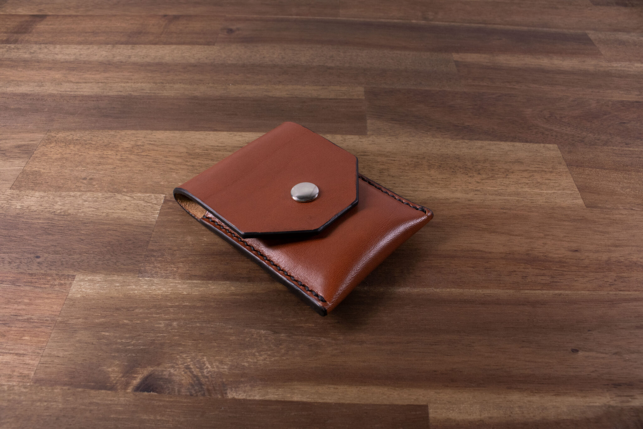 Product image of FredFloris slim leather credit card wallet