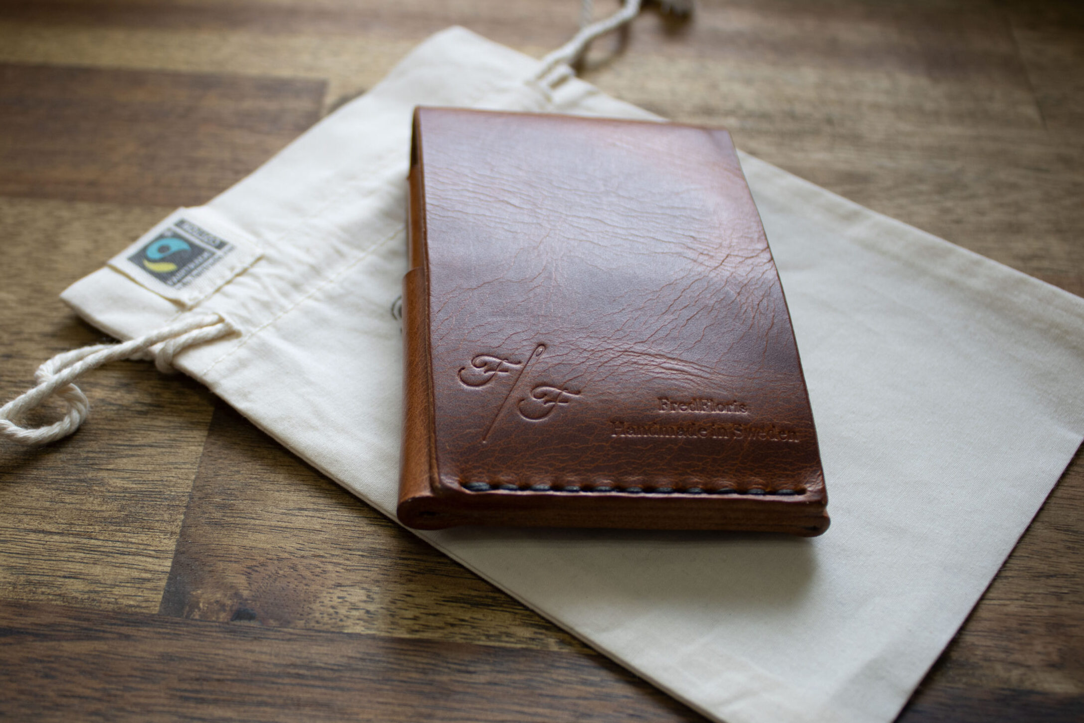 Produktbillede af FredFloris Compact Customizable læderkortpung