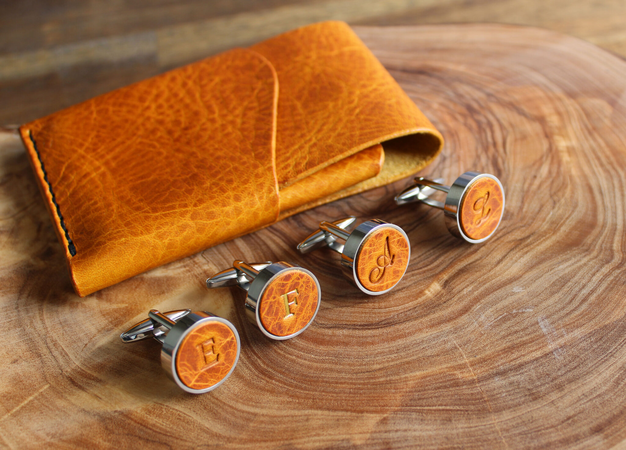 Product image of FredFloris Brown leather shirt cufflinks