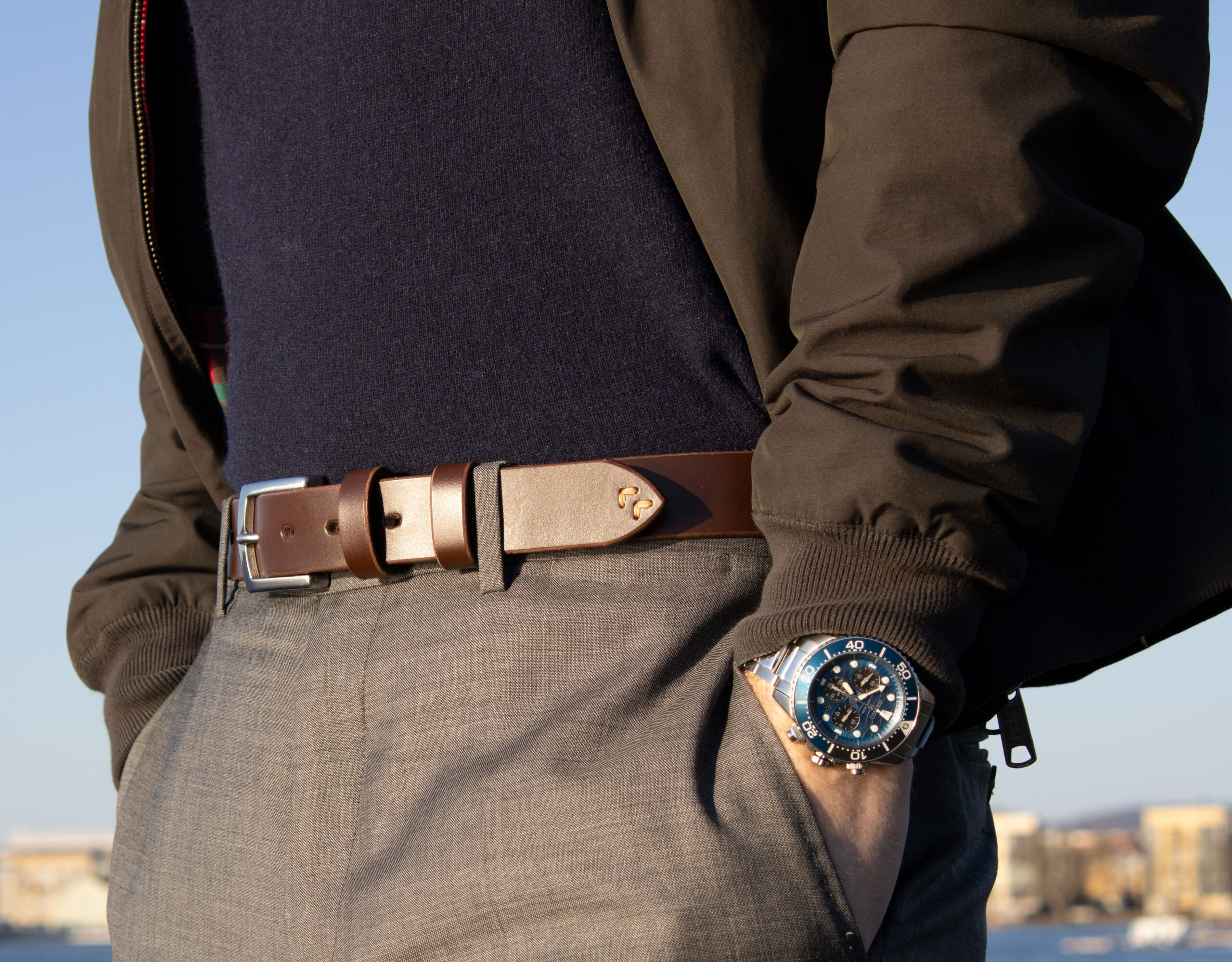 Tuotekuva FredFloris käsintehty tummanruskea miesten nahkavyöstä