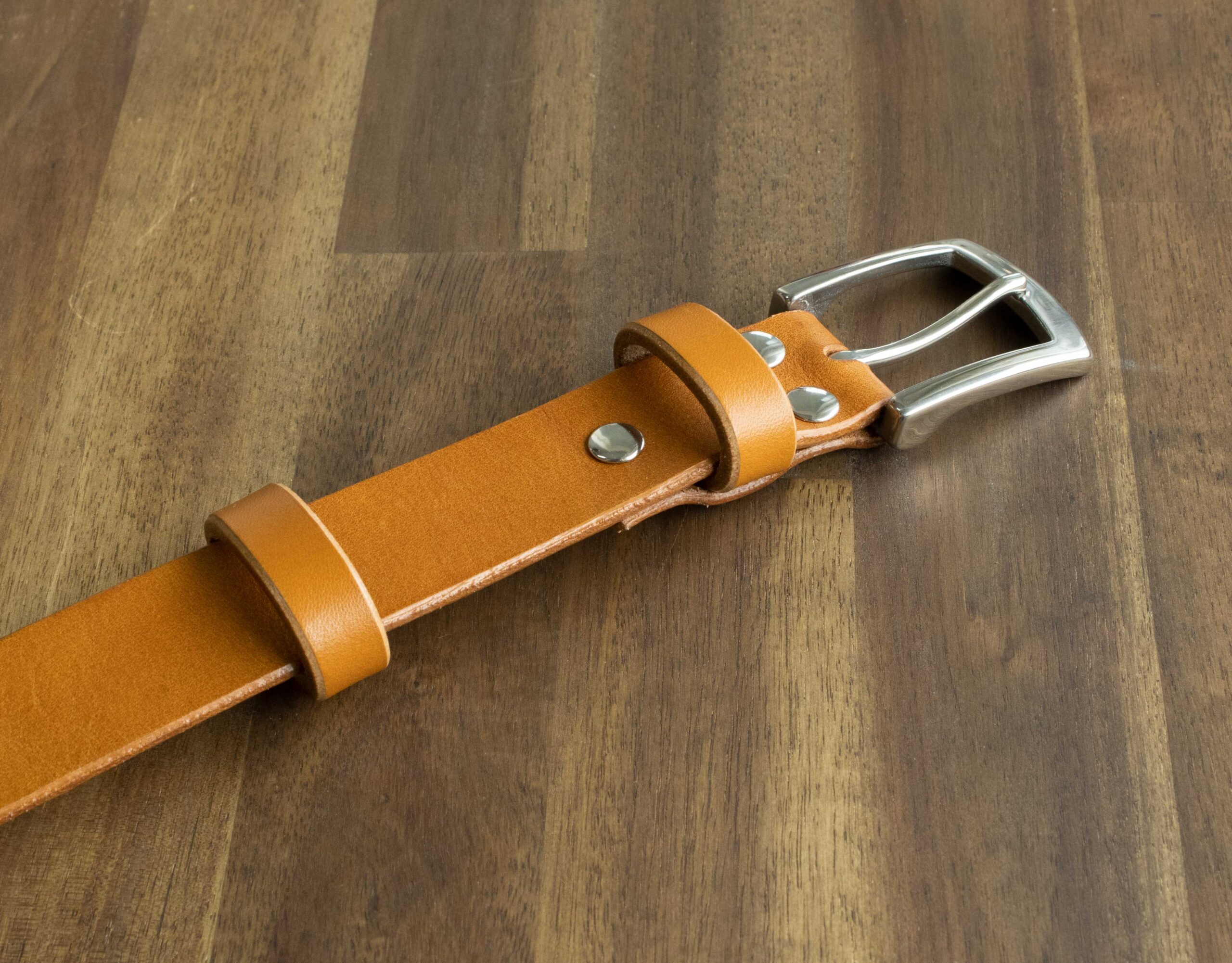 Tuotekuva FredFloris käsintehty Tan nahkainen miesten vyöstä