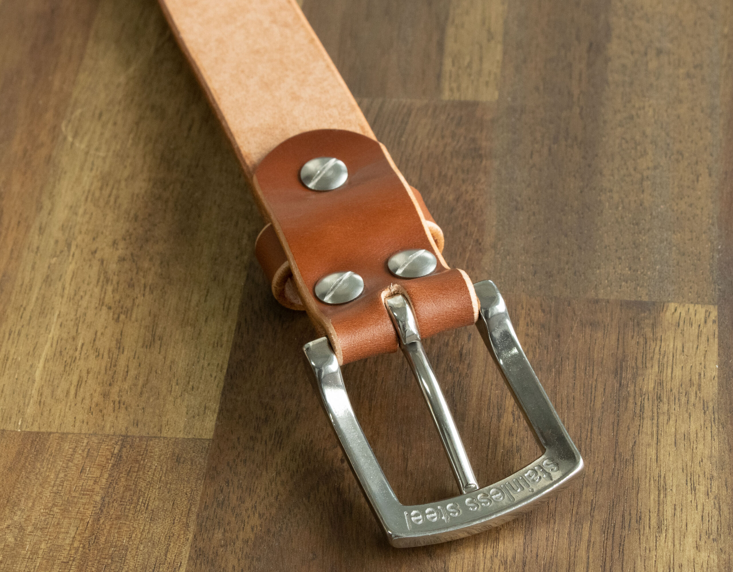 Tuotekuva FredFloris käsintehty Cognac nahkainen miesten vyöstä